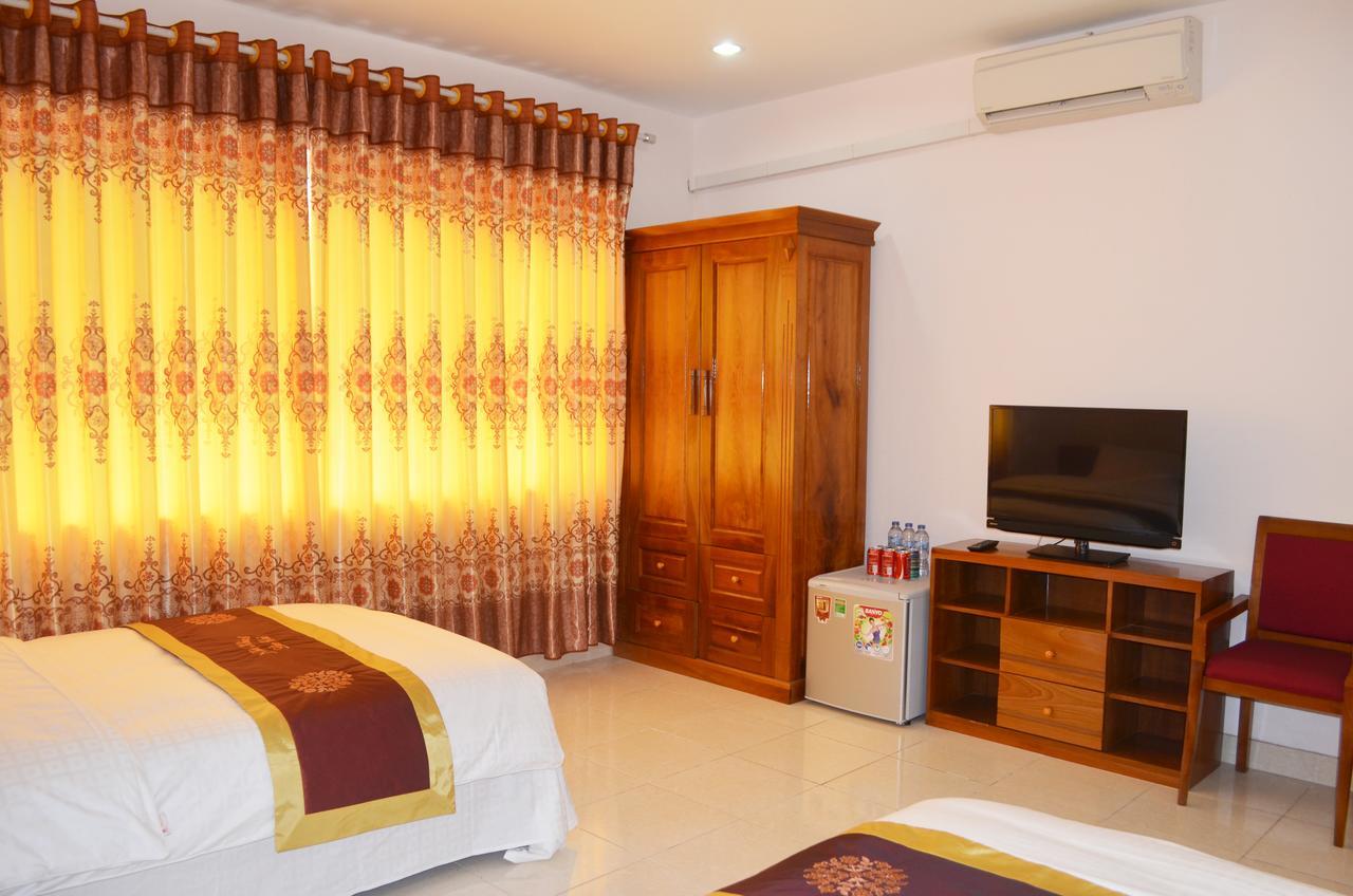 Hotel Lao Cai 33c Cat Linh Hanoi